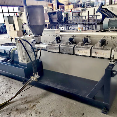 شراء آلة طحن أنابيب البلاستيك ذات المسمار الواحد PP PVC خط إنتاج أنابيب PE online manufacture